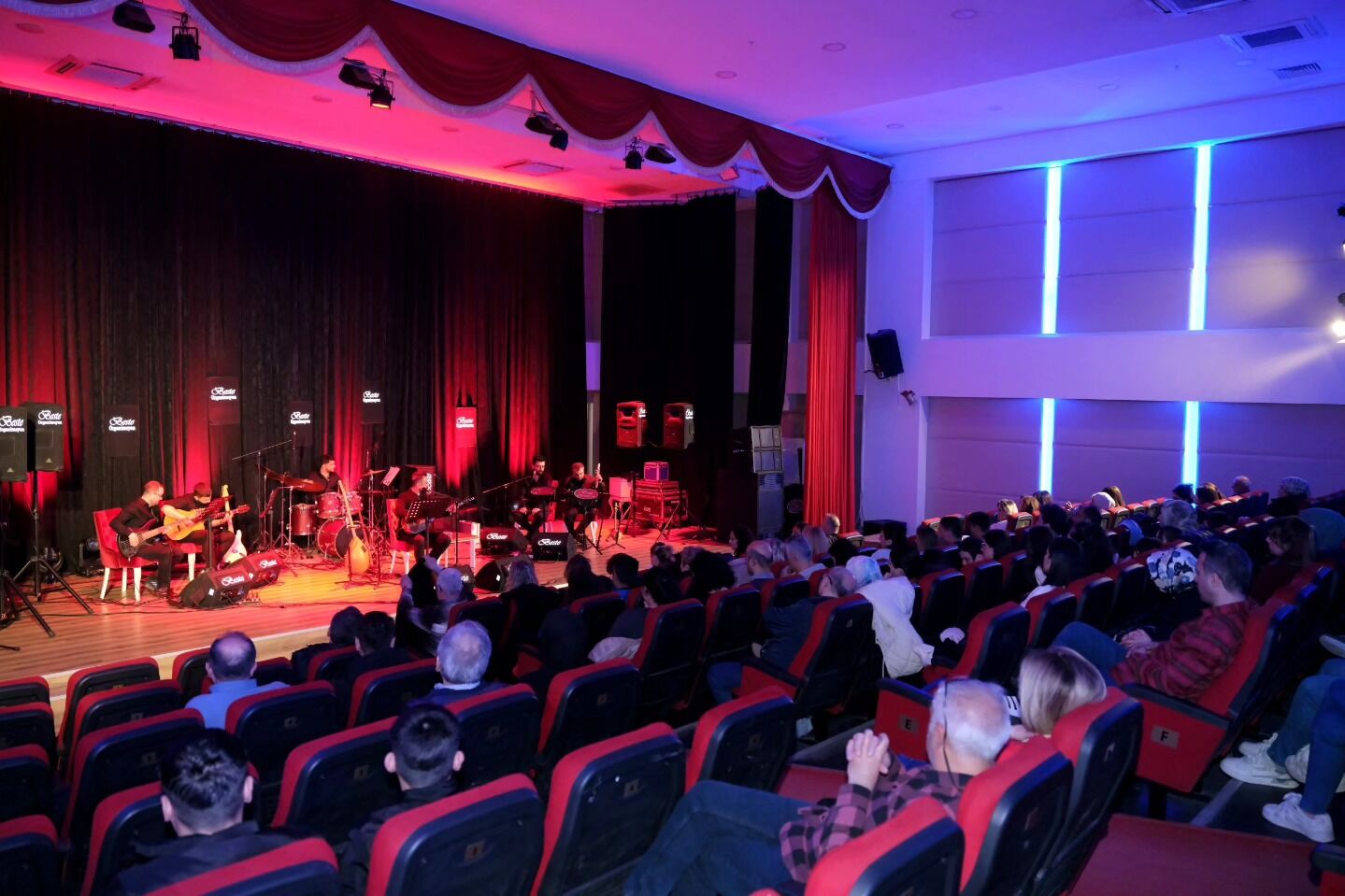 Kastamonu’da Türk Halk Müziği Rüzgarı Esti3