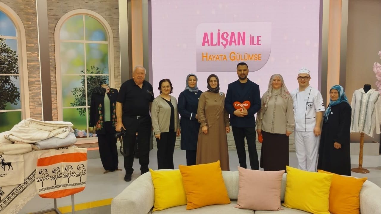 Kastamonulu Kadınlar Trt 1’De Fark Yarattı Devrekani Lezzetleri Türkiye’ye Açıldı (2)