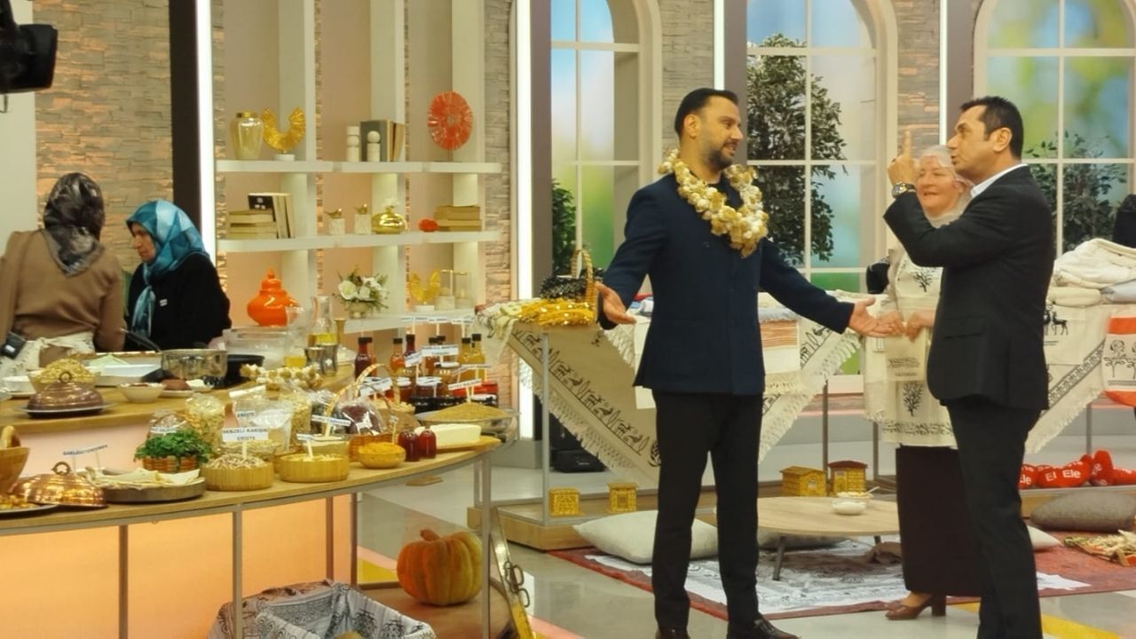 Kastamonulu Kadınlar Trt 1’De Fark Yarattı Devrekani Lezzetleri Türkiye’ye Açıldı (6)