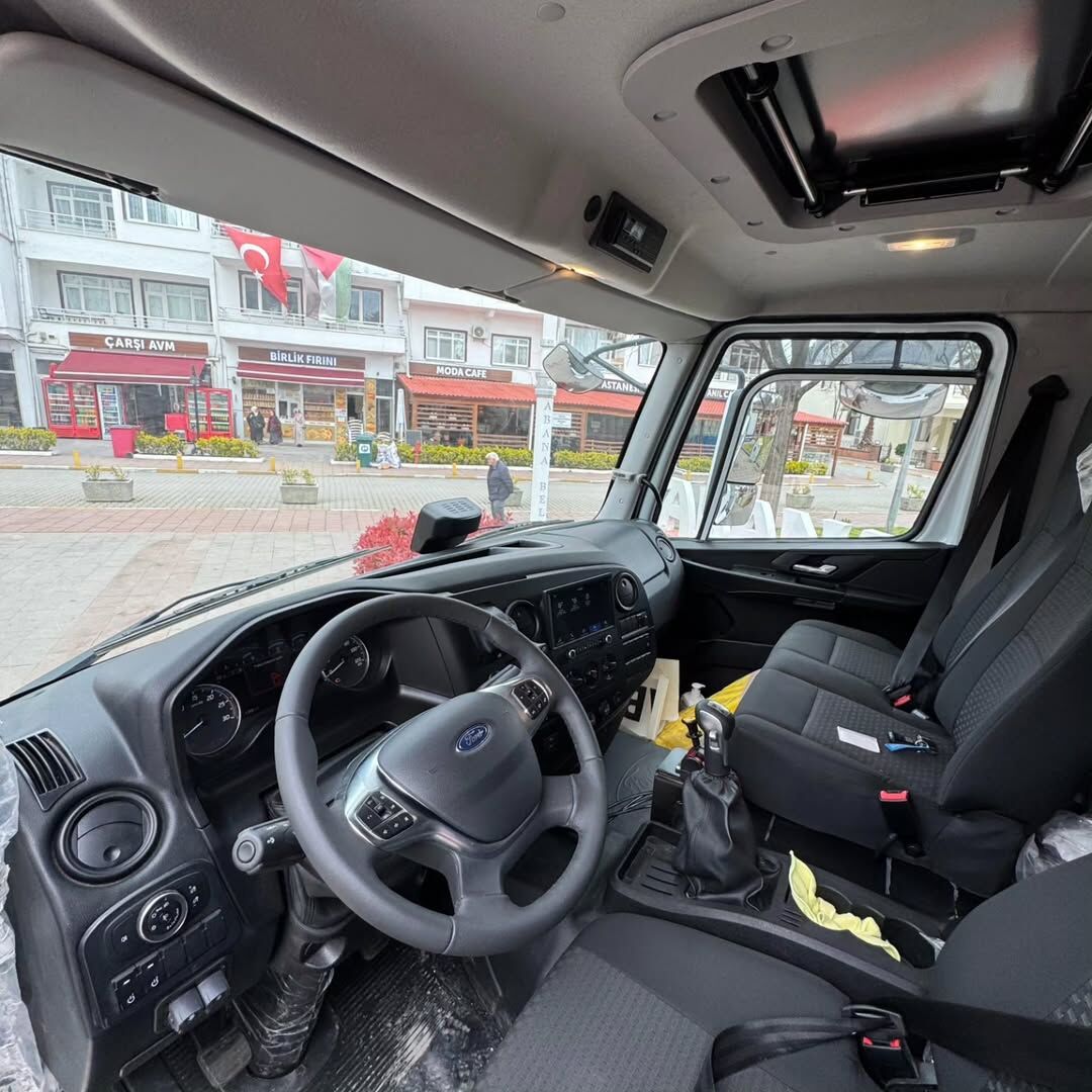 Kastamonu'nun Ilçe Belediyesine Kamyon Hibe Edildi 2