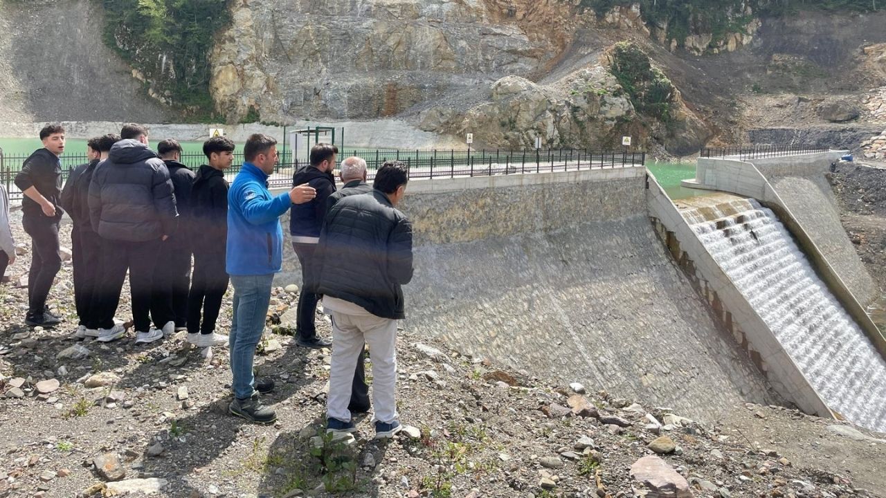 Kastamonu’nun Ilçesinde Öğrenciler Su Kaynaklarını Yerinde Inceledi (2)