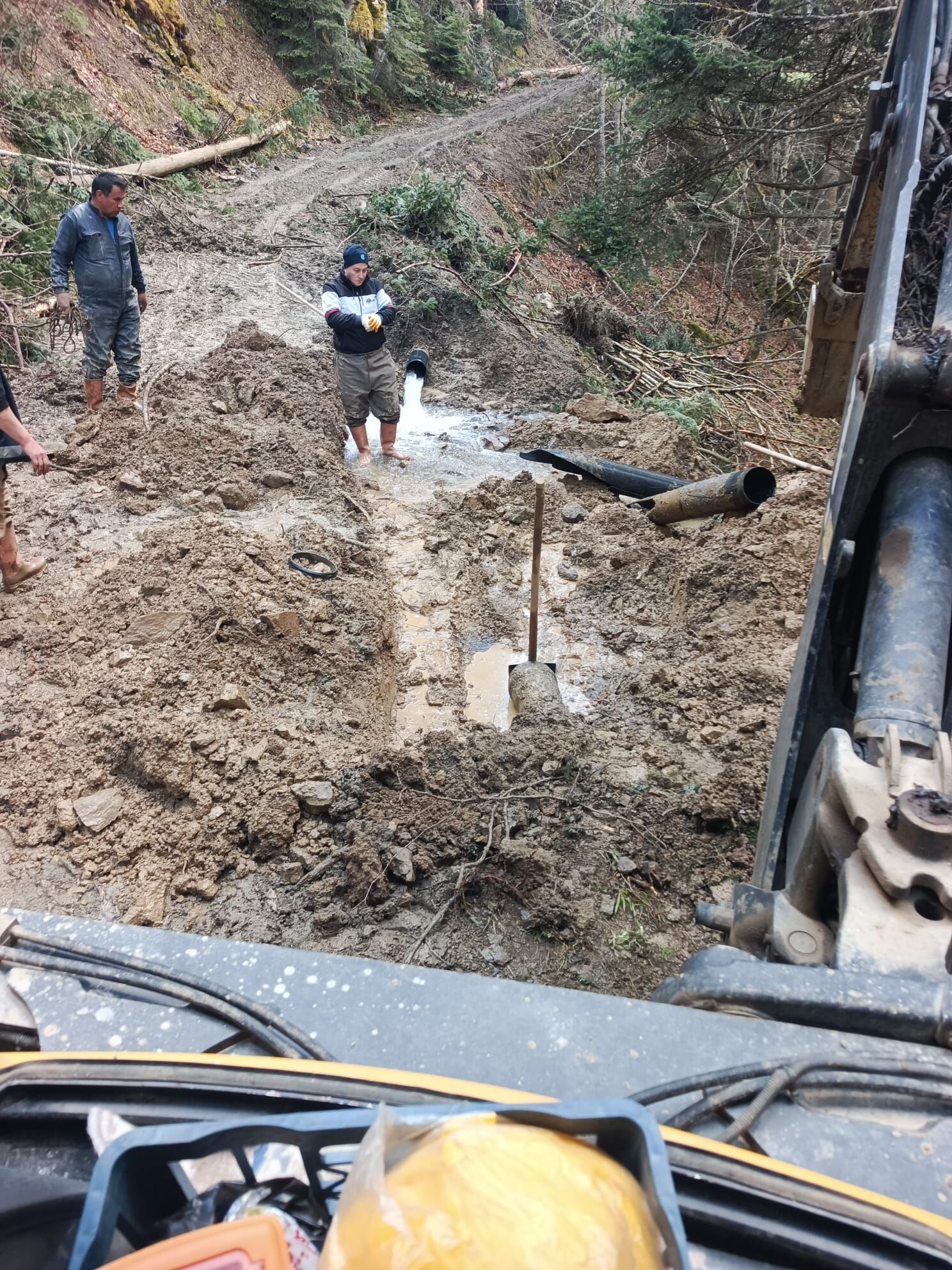 Kastamonu'nun Ilçesindeki Su Isale Hattı Arızası Giderildi 12