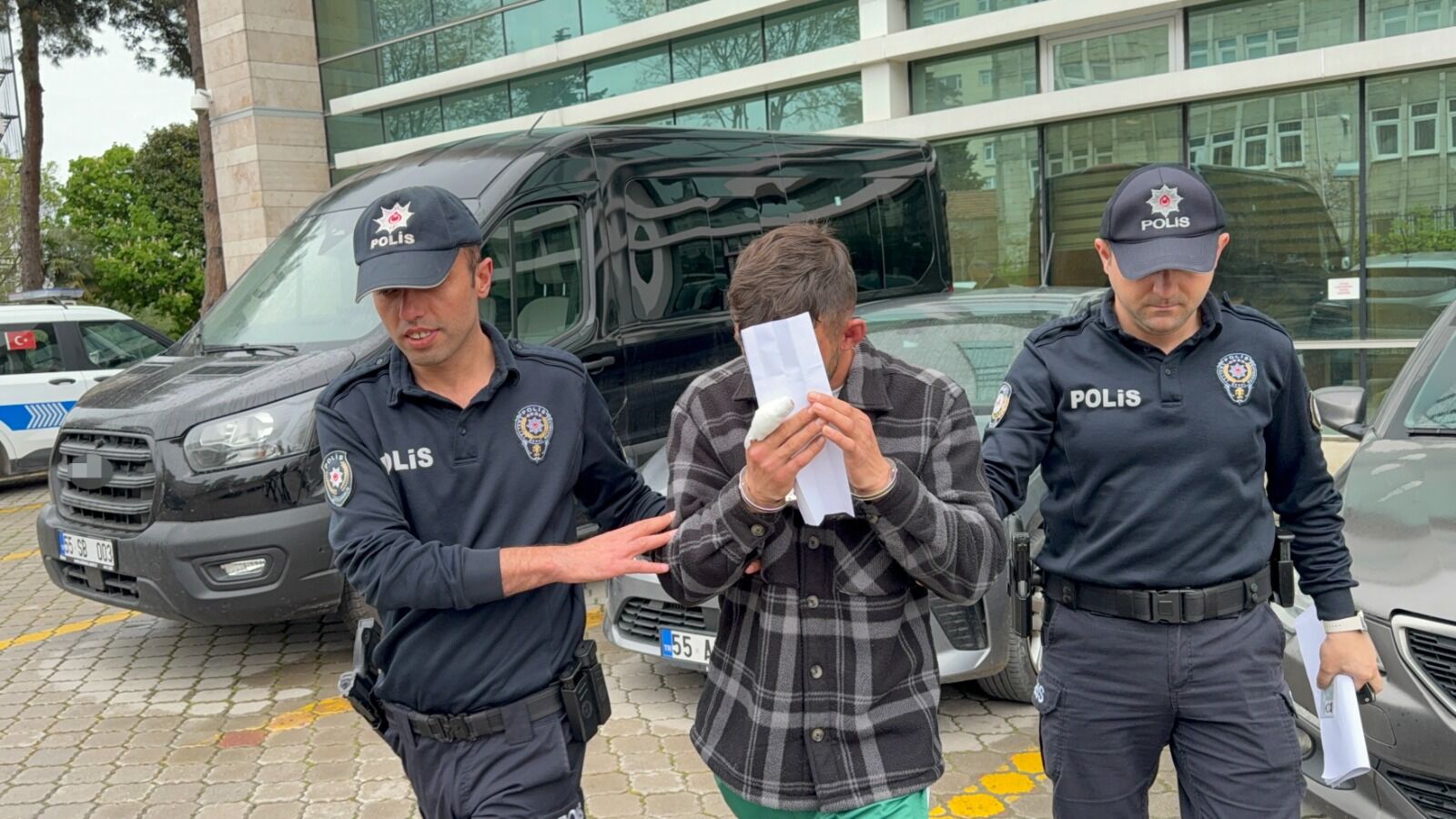 Kavgada Bir Kişiyi Bıçaklayan Şahıs Tutuklandı 12