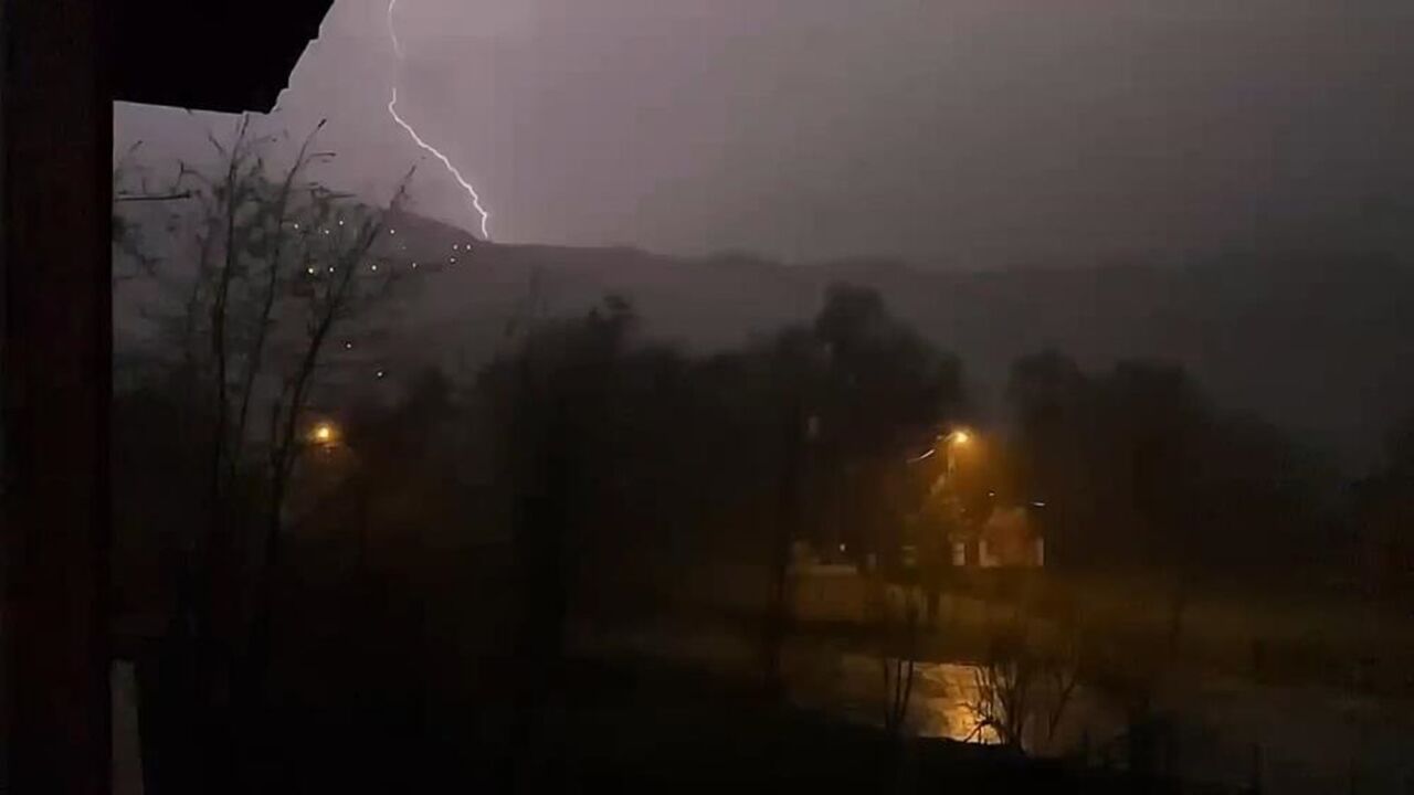 Komşu Dolu Yağışı (1)