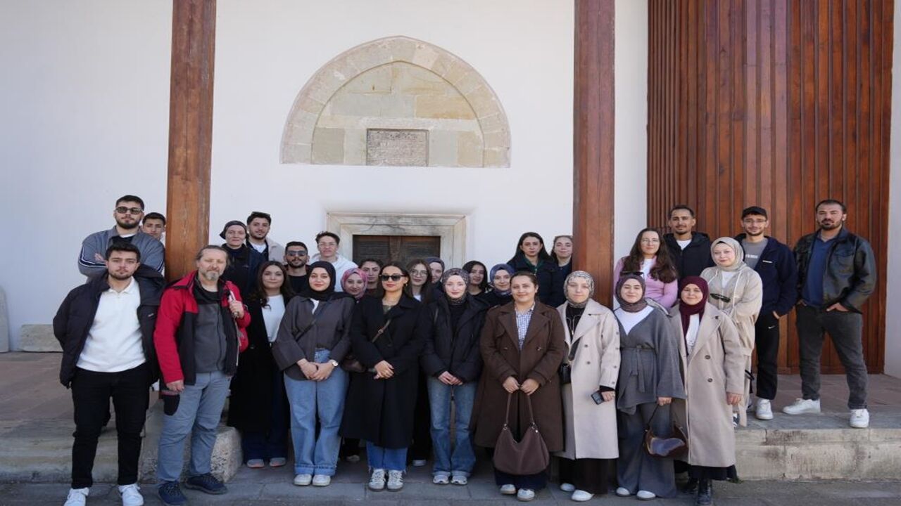 Mahmutbey Unesko Çicisiz Cami (3)