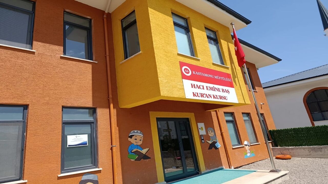 Minik Yüreklerin Büyük Heyecanı (1)