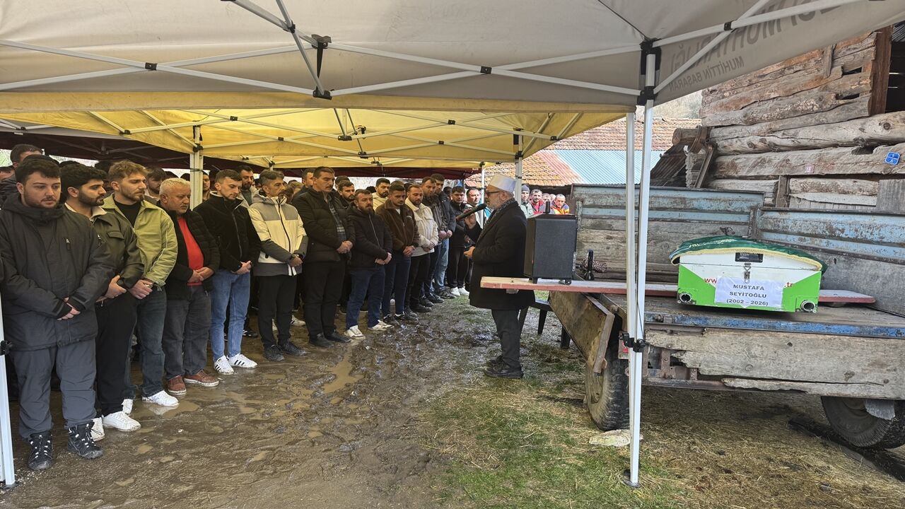 Mustafa Seyitoğlu Toprağa Verildi (1)