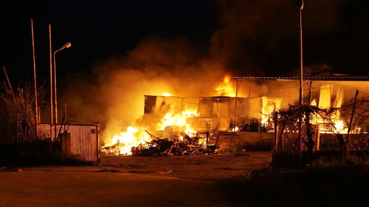 Muz Deposunda Yangın (2)