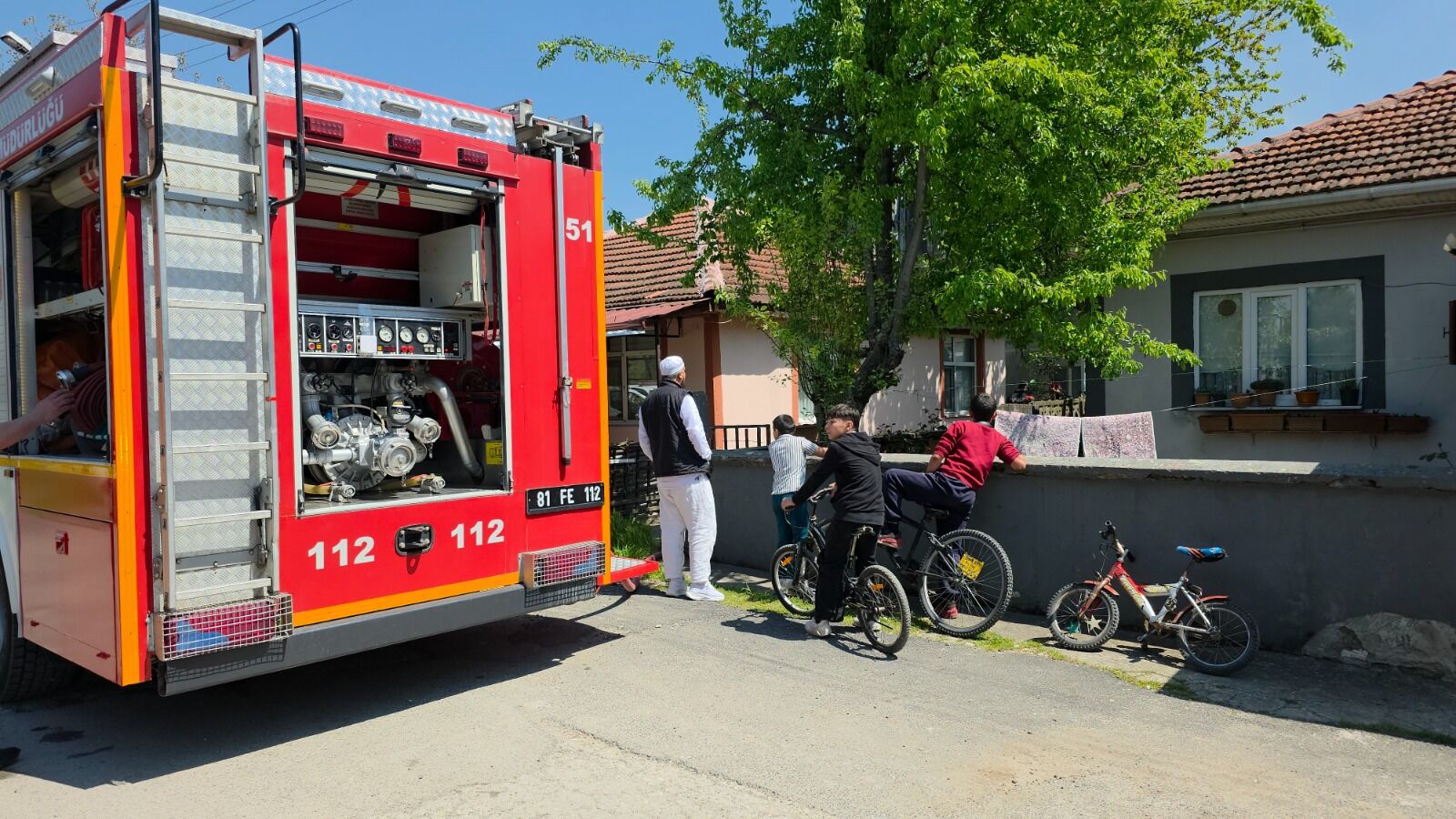 Ocakta Unutulan Çaydanlık Yangın Çıkardı 2