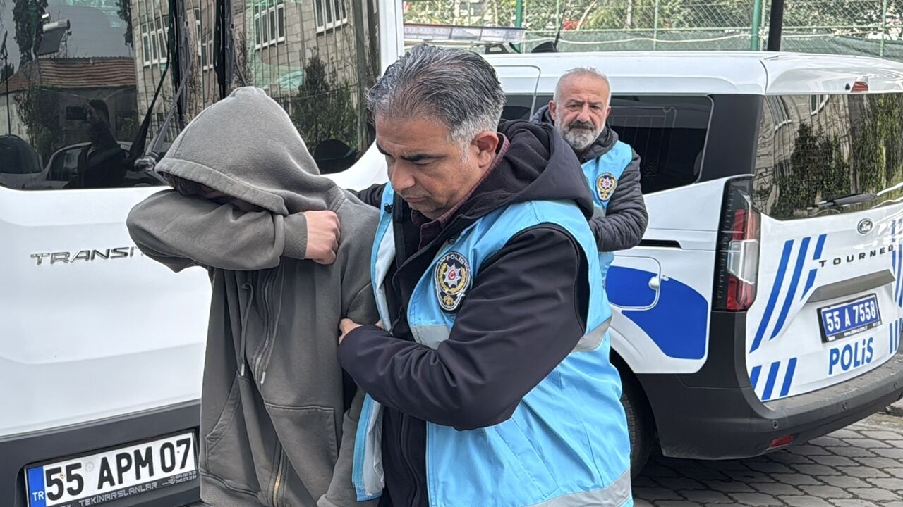 Okullarda Korku Ve Panik Samsun Gözaltı (3)