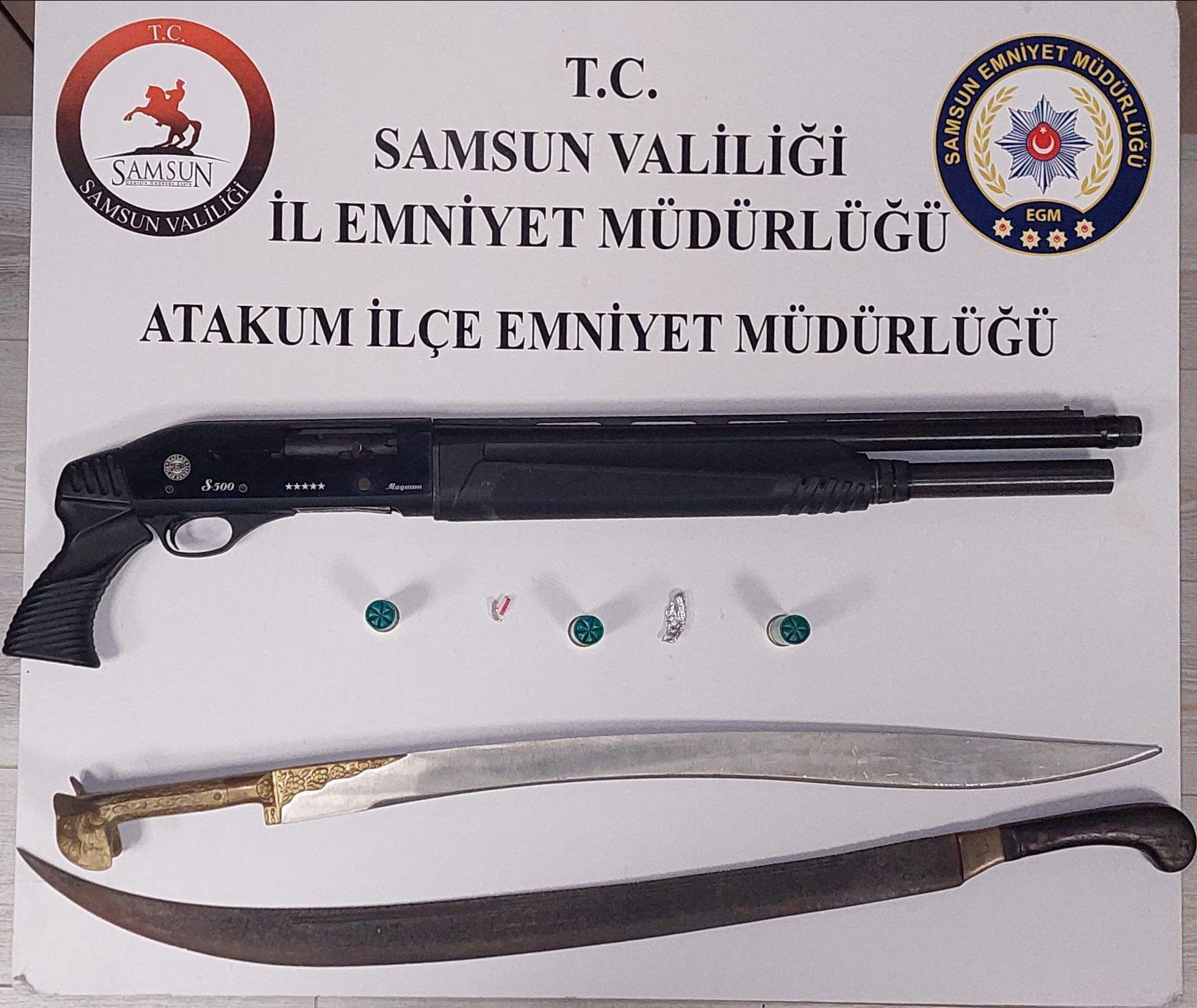 Polis Denetiminde Ruhsatsız Tüfek Ve Kılıç Ele Geçirildi 88888888888888888888888888888888888888888888888