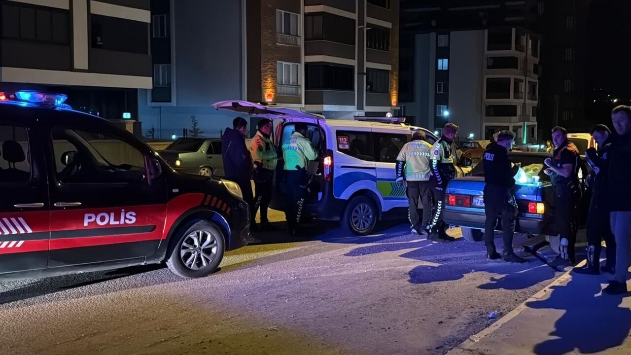 Polis Dur Ihtarına Uymadı (2)
