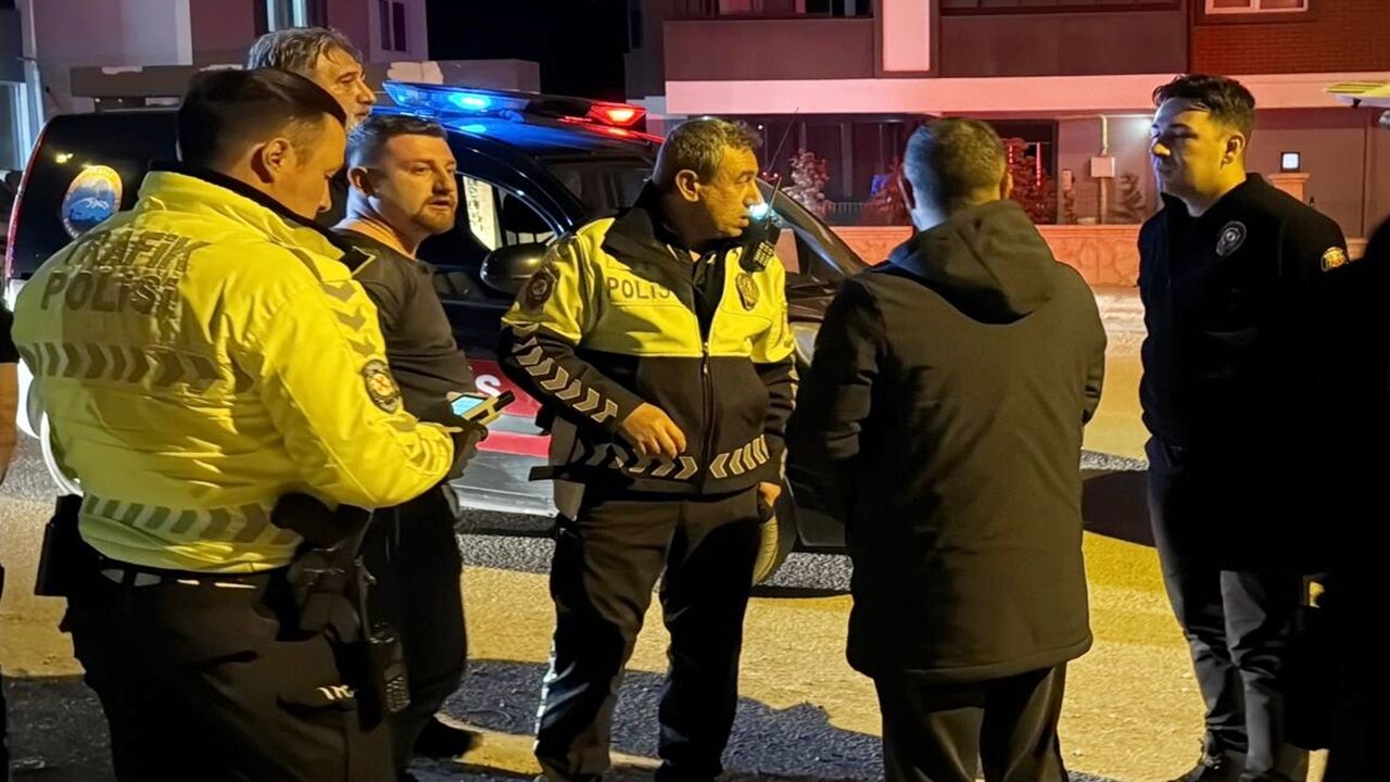 Polis Dur Ihtarına Uymadı (3)