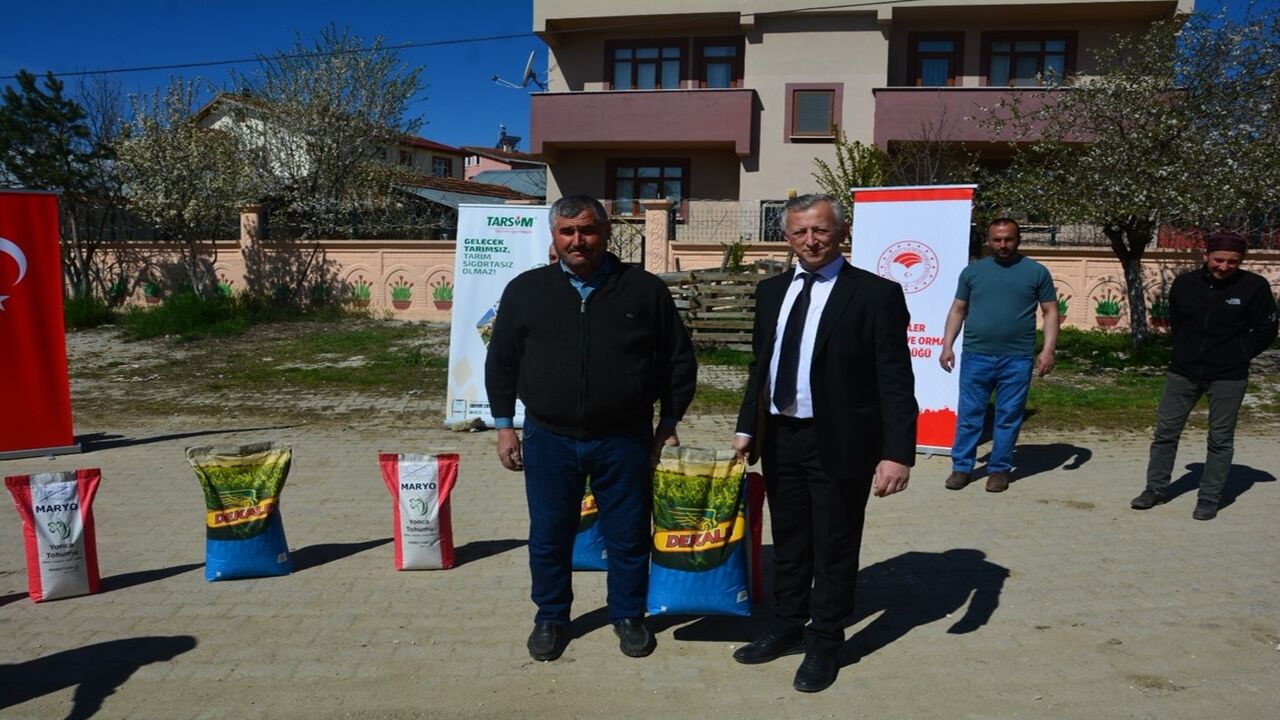 Tarım Yem Dağıtımı (5)