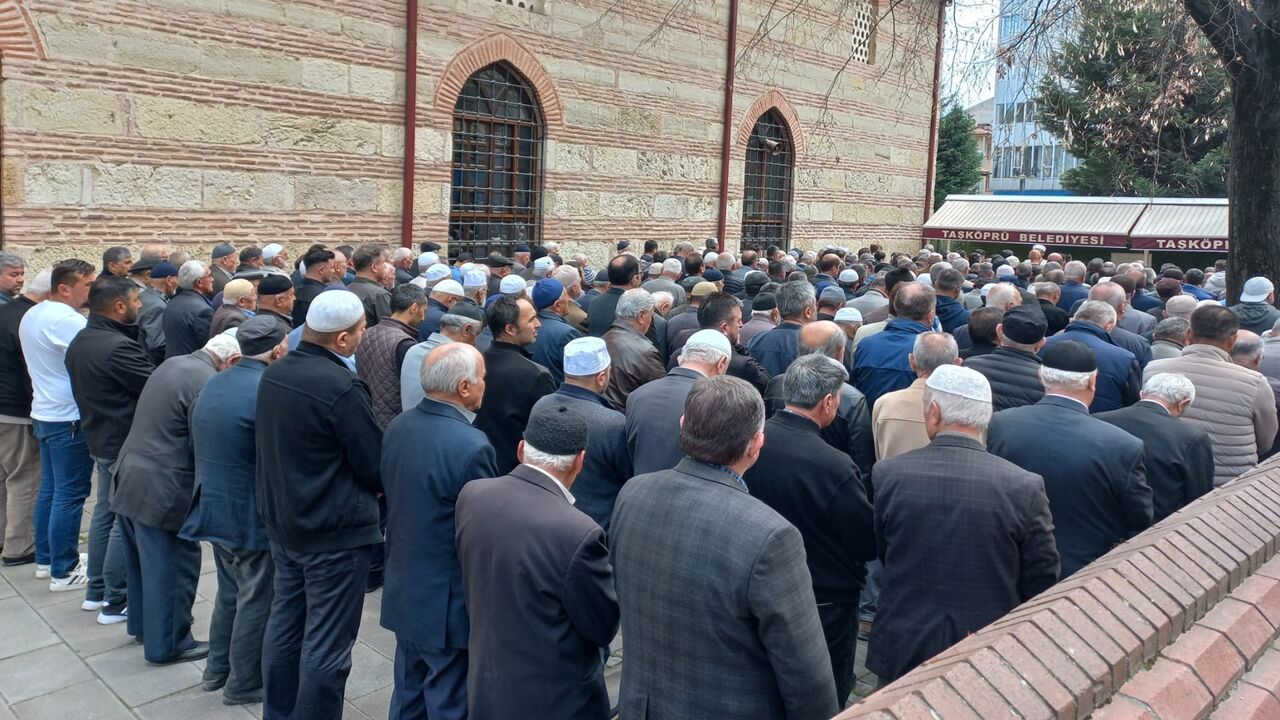 Taşköprü Gıyabi Cenaze Namazı Kılındı (5)