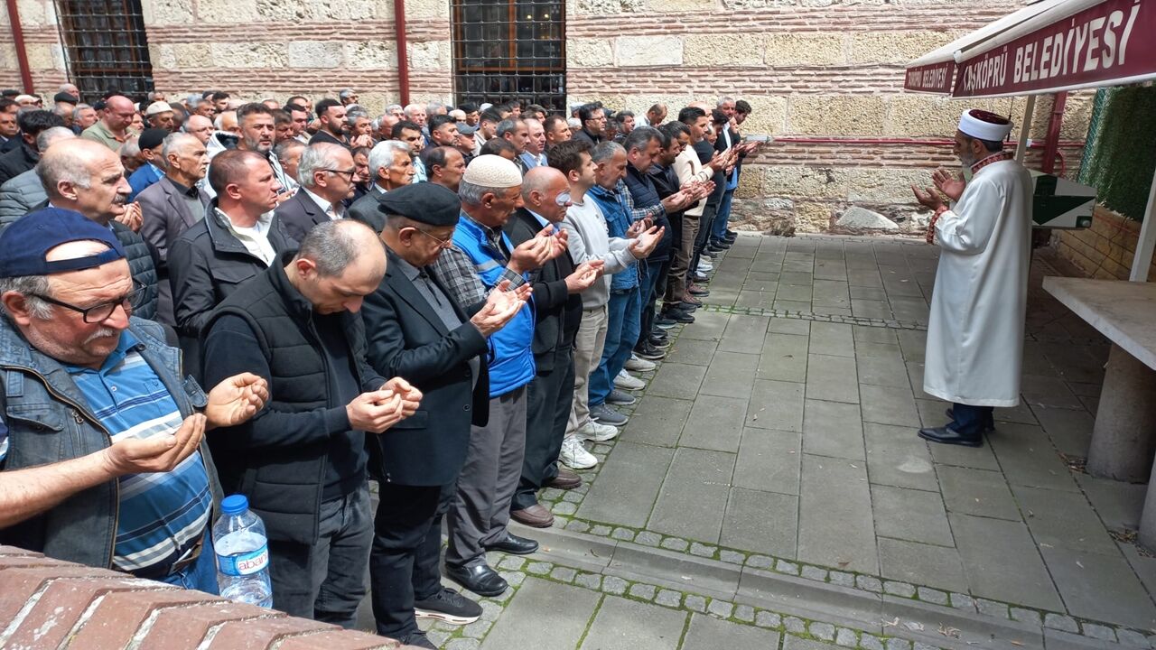 Taşköprü Gıyabi Cenaze Namazı Kılındı (7)