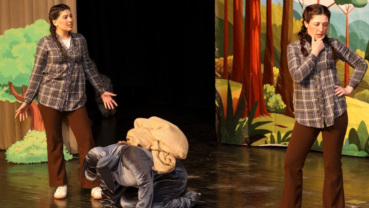 Taşköprü Myo Öğrencileri Minikler Için Sahneye Çıktı (1)