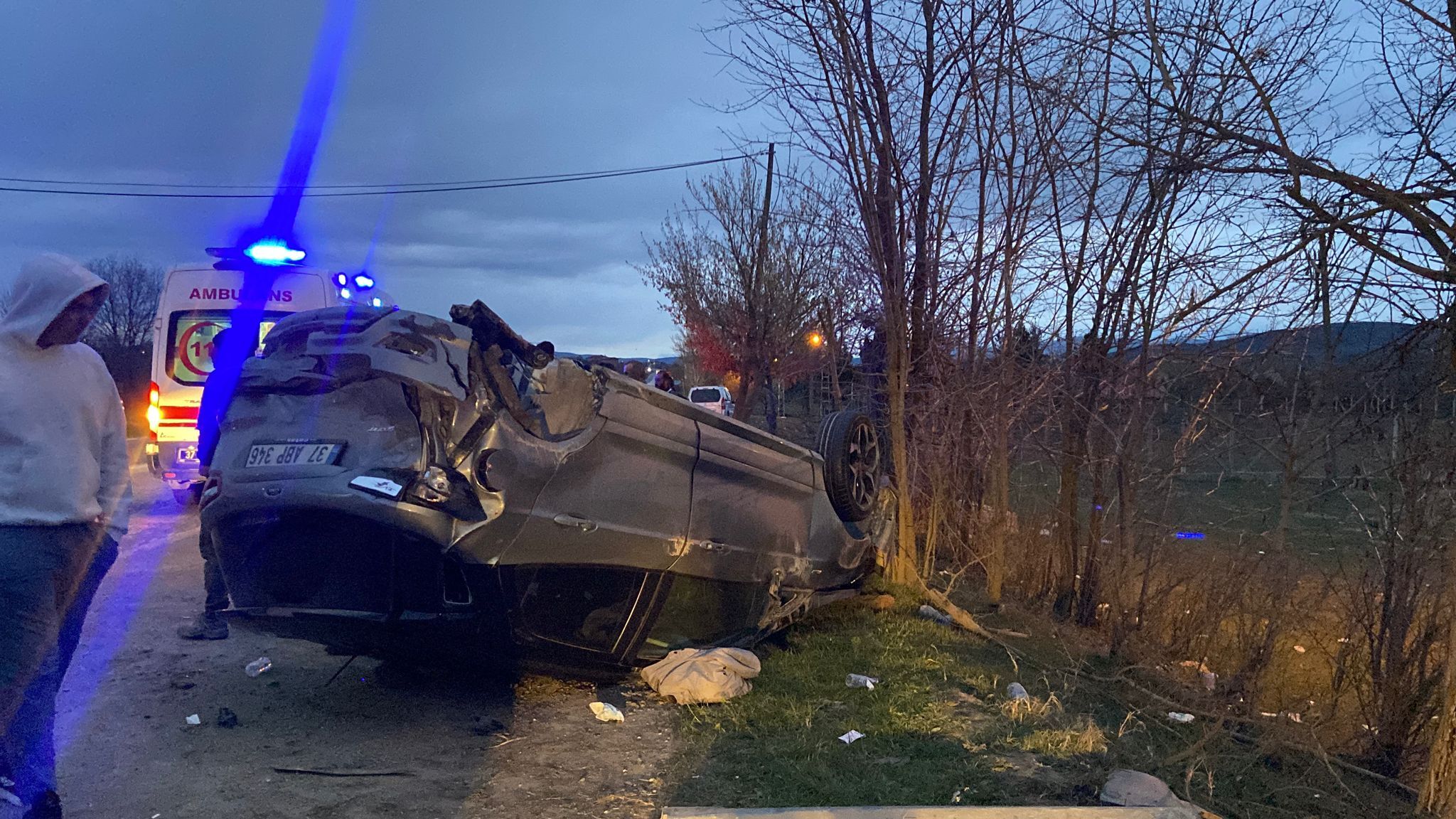 Taşköprü Yolunda Feci Kaza, Araç Takla Attı 7 Yaralı7