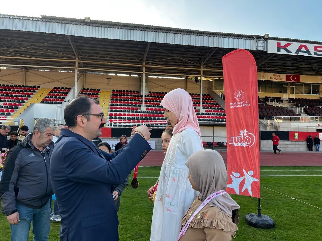 Taşköprü Zirveye Damga Vurdu! 24