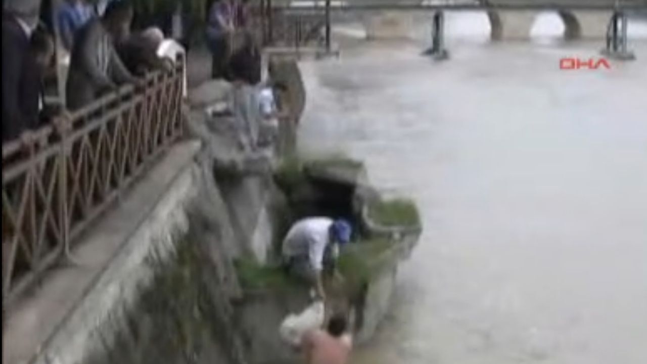 Taşköprü’de 16 Yıl Önce Insanlık Dersi Vermişti O Anlar Unutulmadı (3)