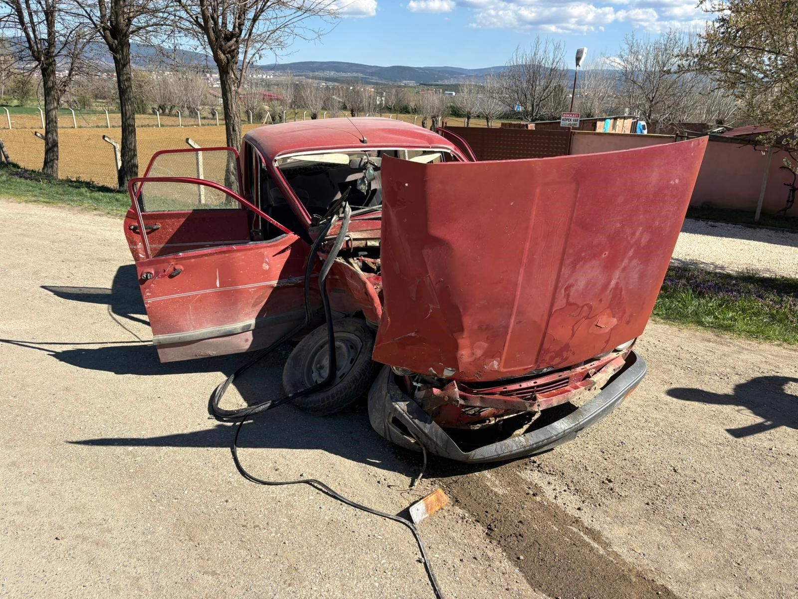 Taşköprü'de Feci Kaza! İki Otomobil Çarpıştı 3 Kişi Yaralandı! 88888888888888888888888888