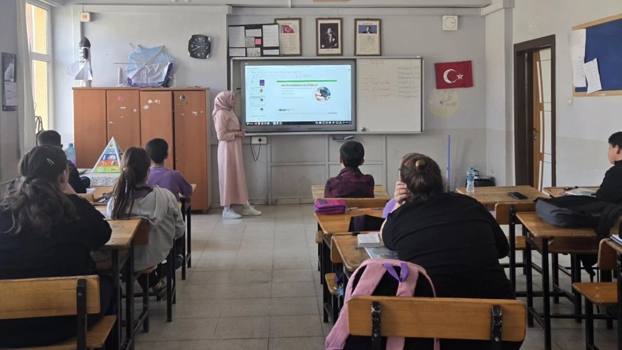 Taşköprü’de Öğrencilere Sağlık Eğitimi (2)