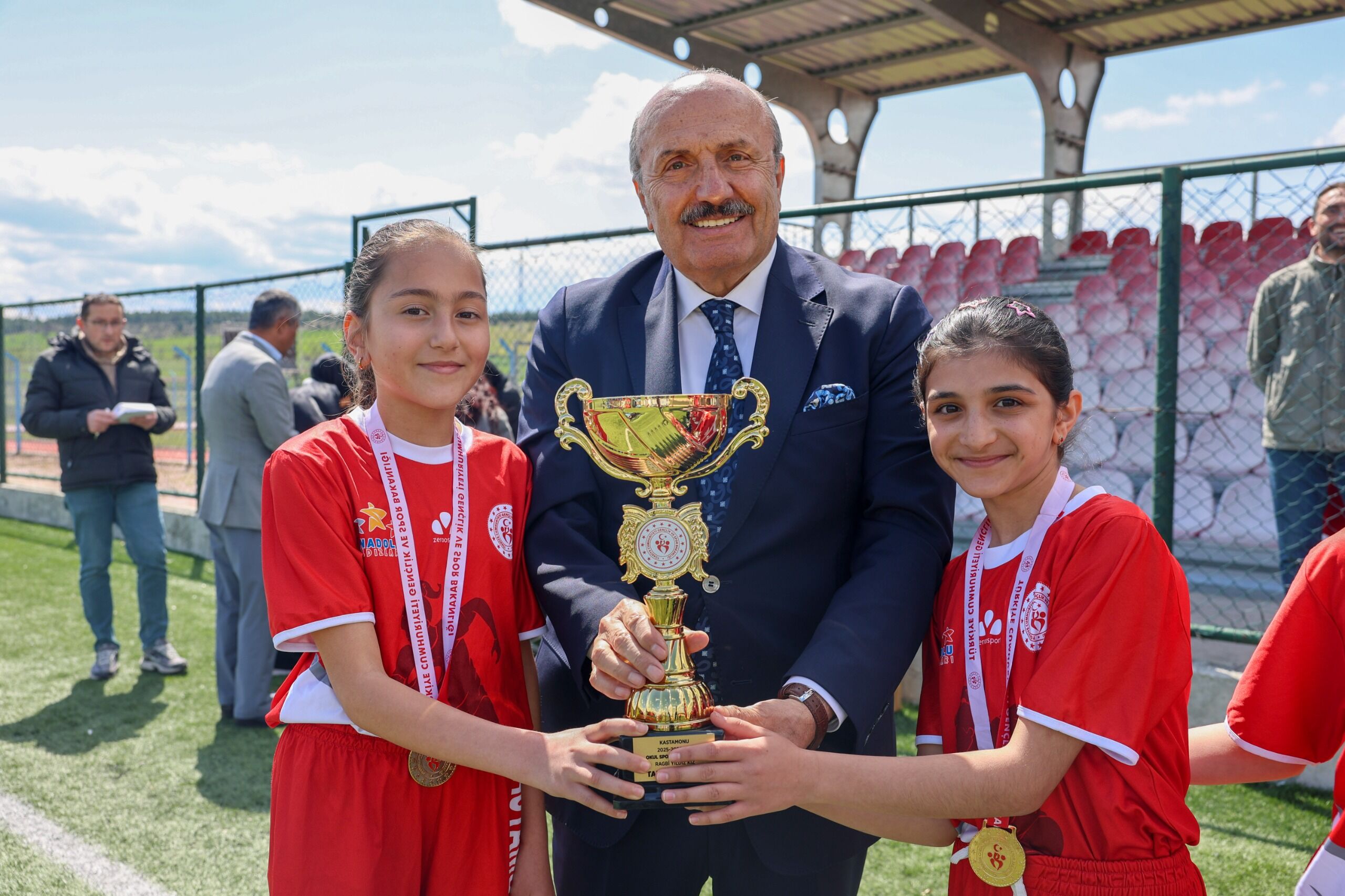 Taşköprü’de Okul Sporları Ragbi İl Birinciliği Tamamlandı7