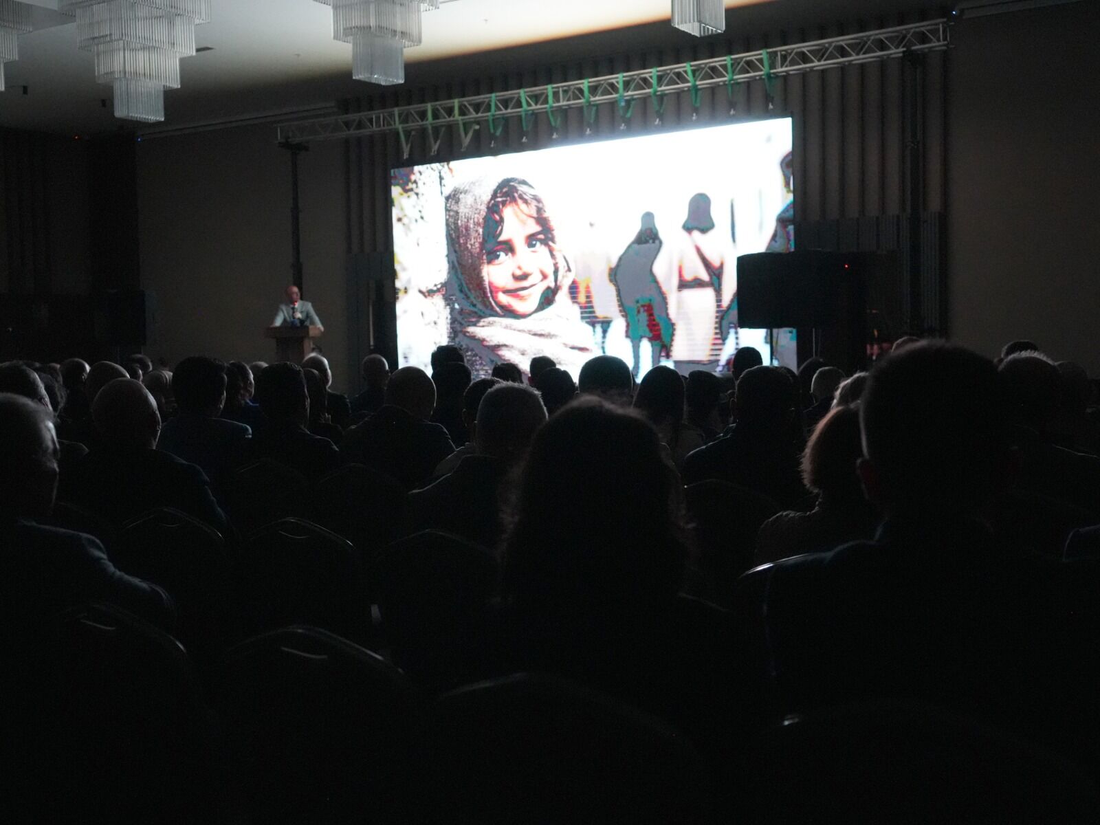 Taşköprü'nün Binlerce Yıllık Tarihine Işık Tutulan Filmin Galasına Yoğun Ilgi! 5