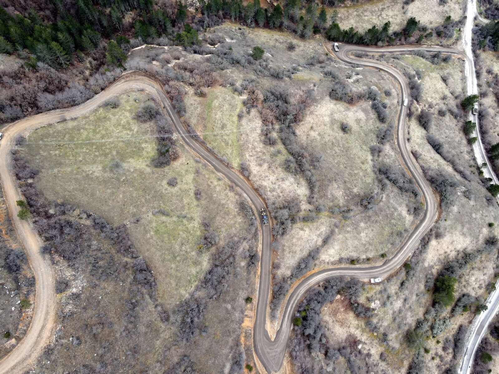 Taşköprü'nün Köyünde Yollar Iyileştiriliyor 6