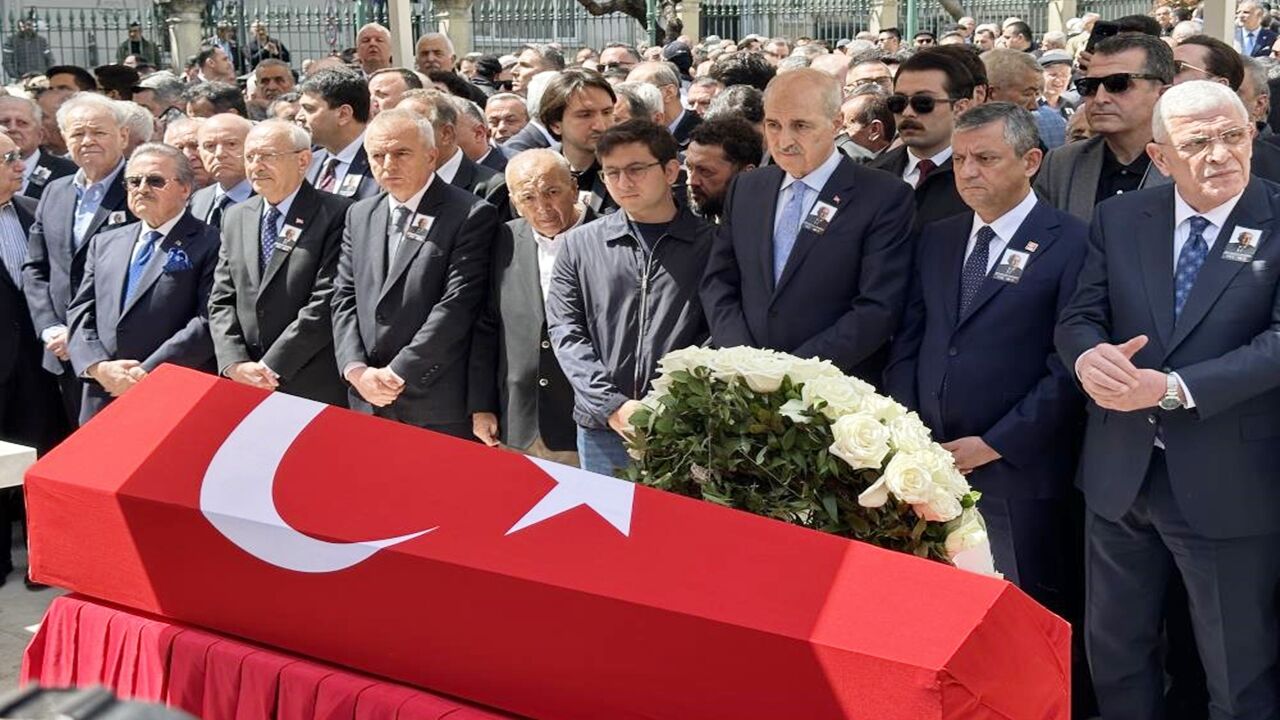 Tbmm Eski Başkanı Hüsamettin Cindoruk (2)