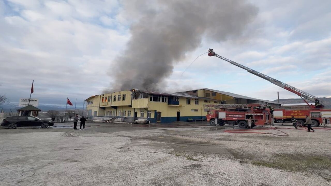 Tosya Fabrika Yangın (2)