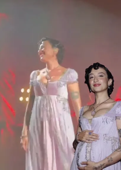 Ünlü Şarkıcı Melike Şahin Anne Oluyor Müjdeli Haberi Konserinde Verdi (1)