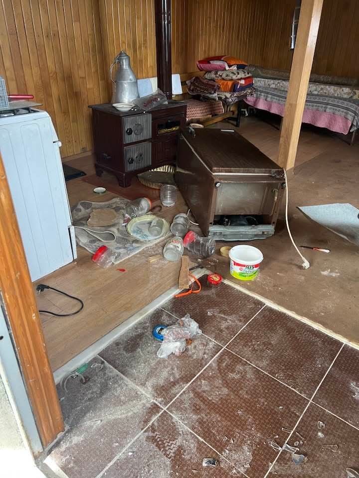 Vatandaşlar Önlem Bekliyor! Kış Uykusu Bitti Ayı Istilası Başladı! 12