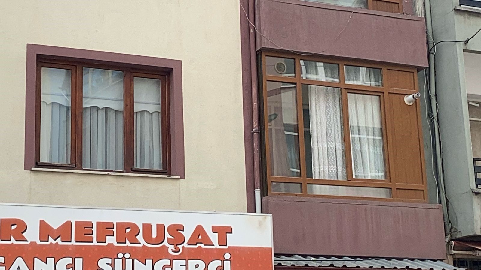 Yatalak Annesine Baktırılan Kadın Altınları Çaldı Mı