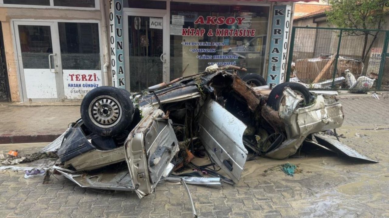 28 Yıl Sonra Benzer Felaketle Sarsıldılar Selin Yaraları Sarılıyor (4)