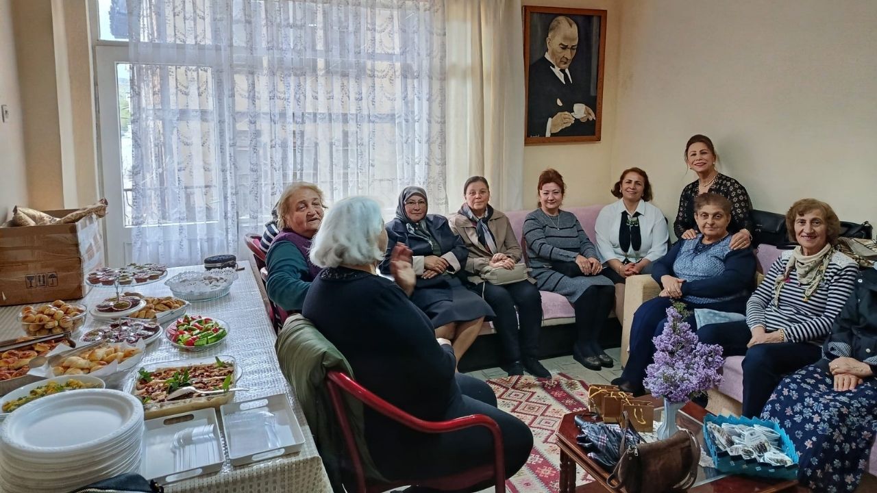 Add Anneler Günü (5)