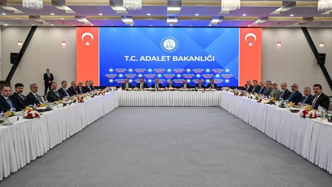 Akın Gürlek Kastamonu Milletvekilleri (2)