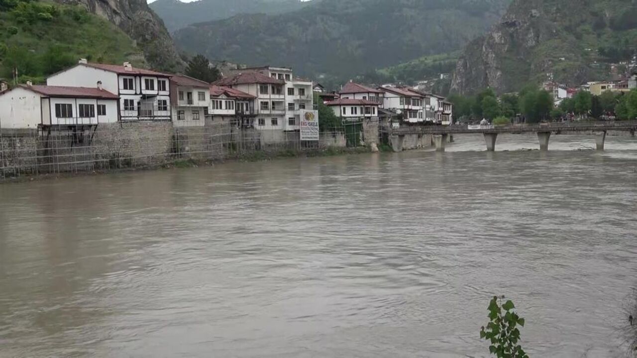 Amasya Tokat Okullar Tatil Edildi (1)