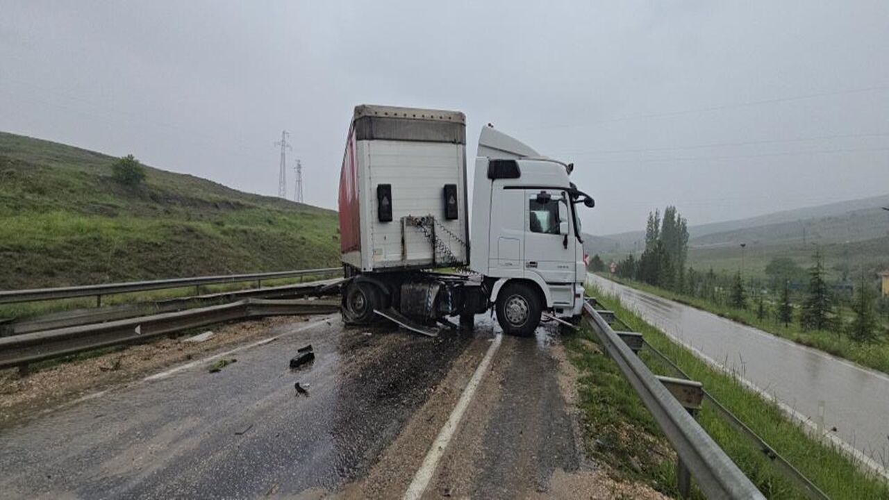 Ankara Haymana Kaza 11 Yaralı (2)
