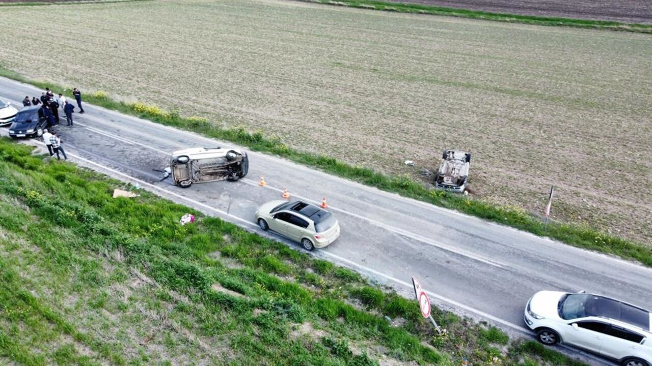 Aynı Noktada Iki Kaza (1)