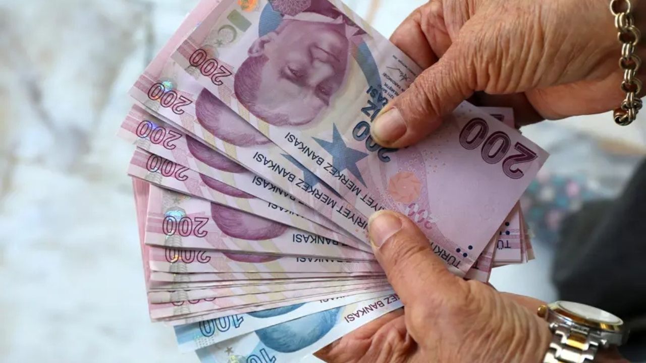 Bakan Işıkhan Duyurdu Emekli Maaşı Ve Bayram Ikramiyesi Hesaplara Yatıyor