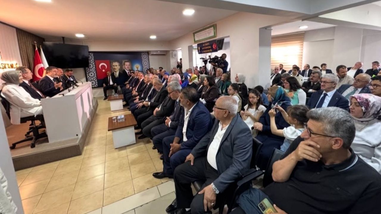 Bakan Yumaklı Ak Parti Kastamonu Teşkilatıyla Bayramlaştı (3)