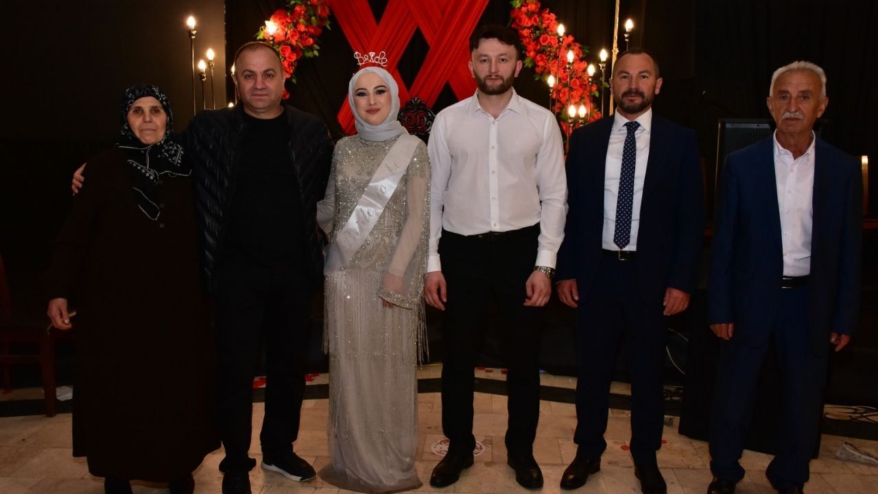 Bilge Ve Kamil Bir Ömre 'Evet' Dedi (4)