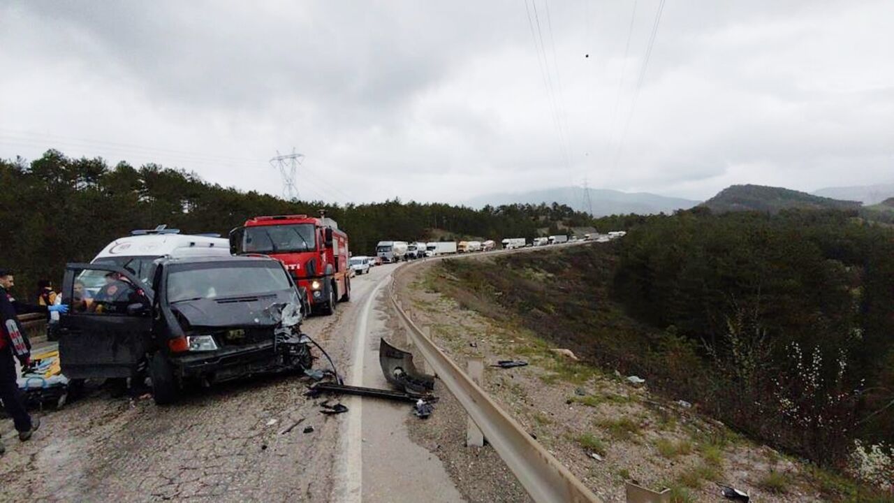 Bolu Feci Kaza Yaralı (1)
