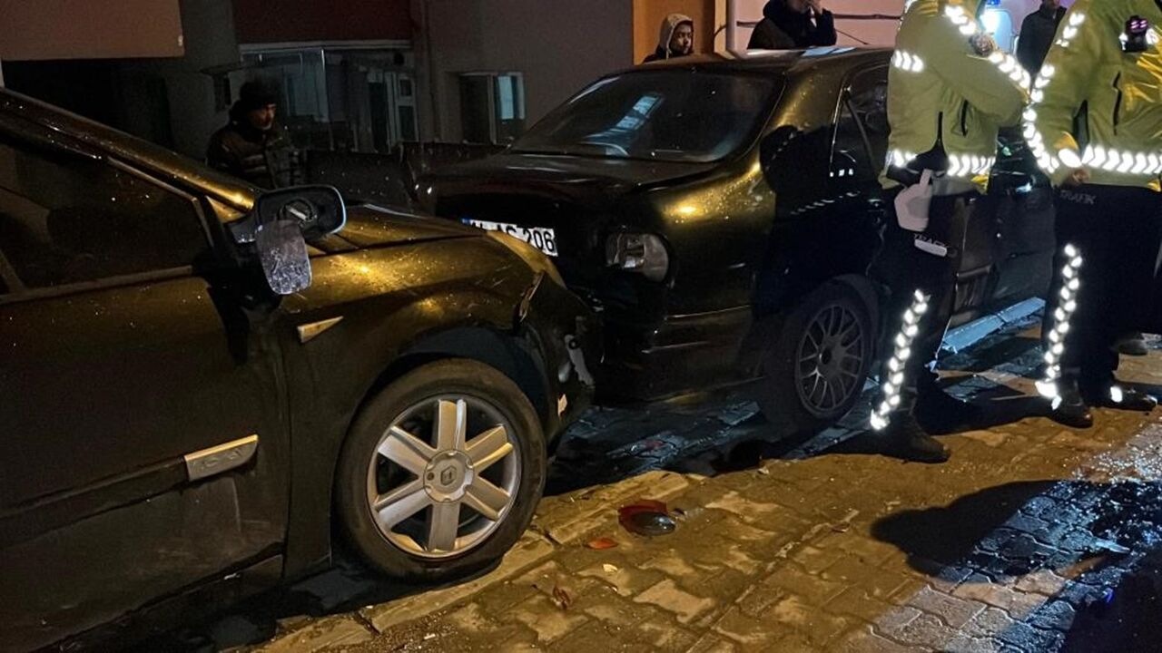 Bolu Otomobil Takla Attı (2)