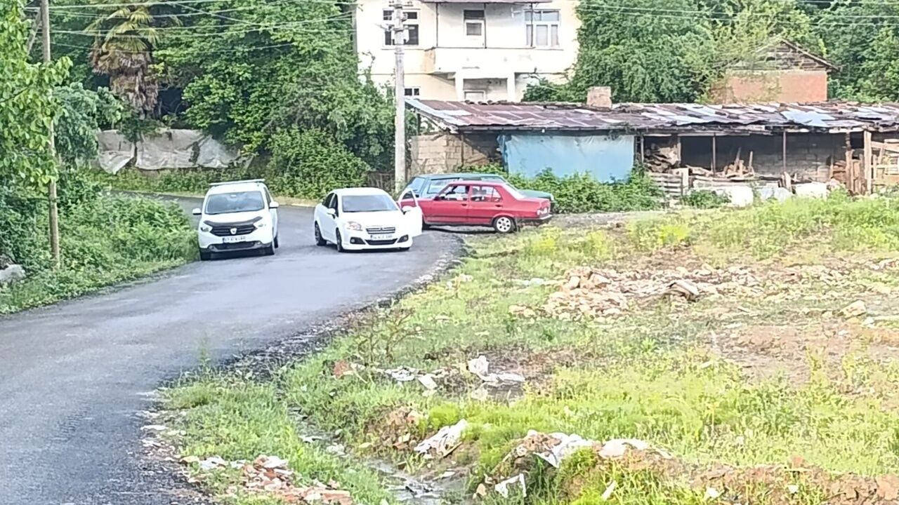 Devrek’te Şiddetli Yağış Alarmı 3 Köyde Köprüler Araç Geçişine Kapatıldı (1)