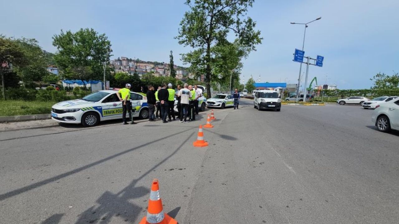Faciaya Ramak Kaldı Yük Treni Polis Aracına Çarptı (3)