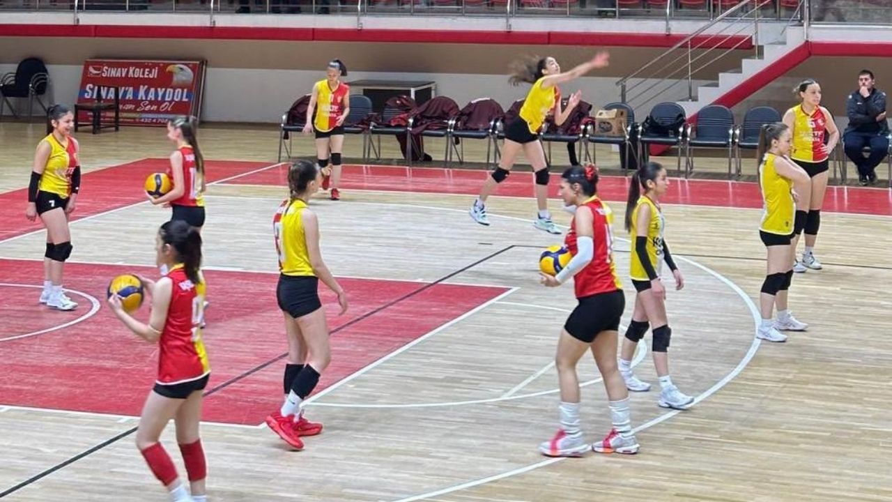 Filede Taşköprüspor Rüzgarı Yıldız Kızlar Turnuvadan Dereceyle Döndü (4)