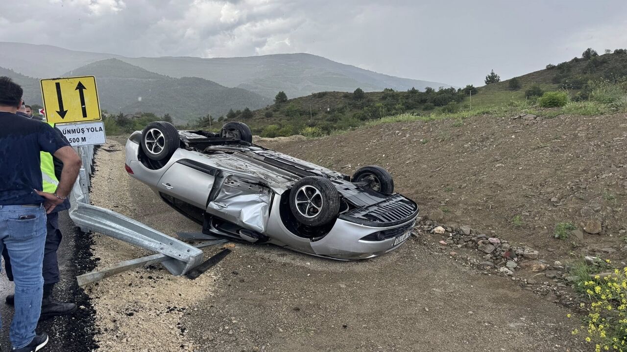Hanönü Taşköprü Feci Kaza Takla Attı (3)