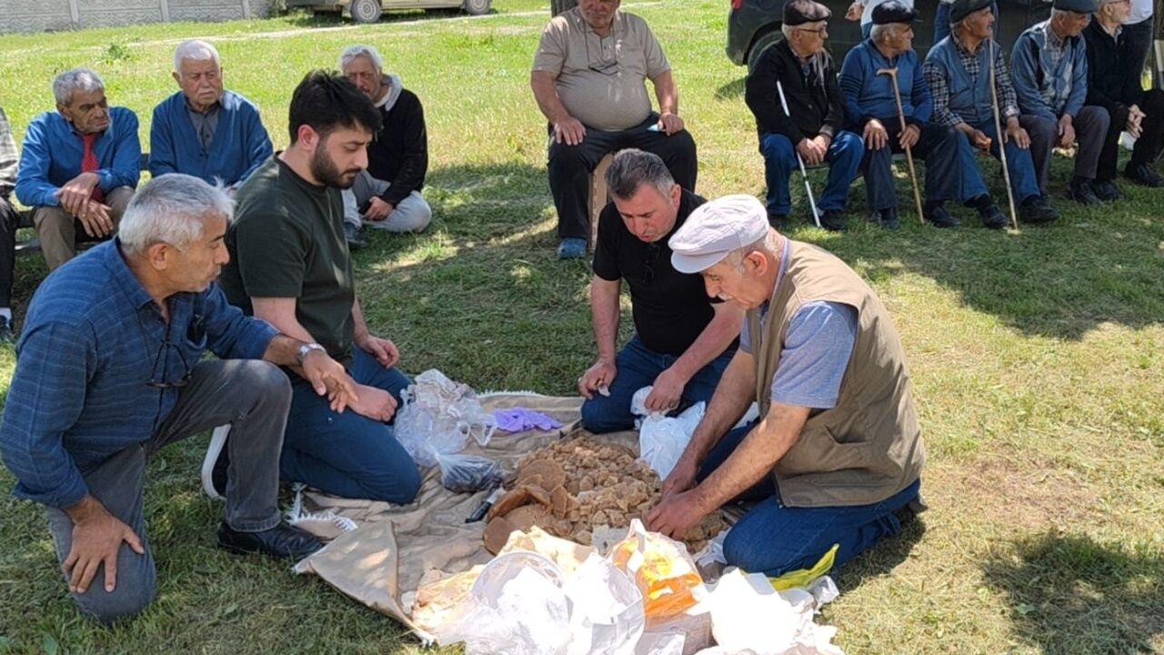 Hanönü’de Asırlık Helva Geleneği Sürüyor (1)